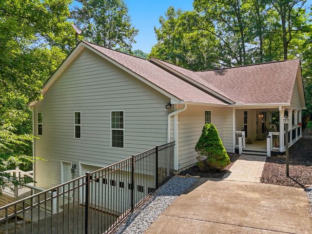 5 W Muller Lane, East Ellijay, GA 30540