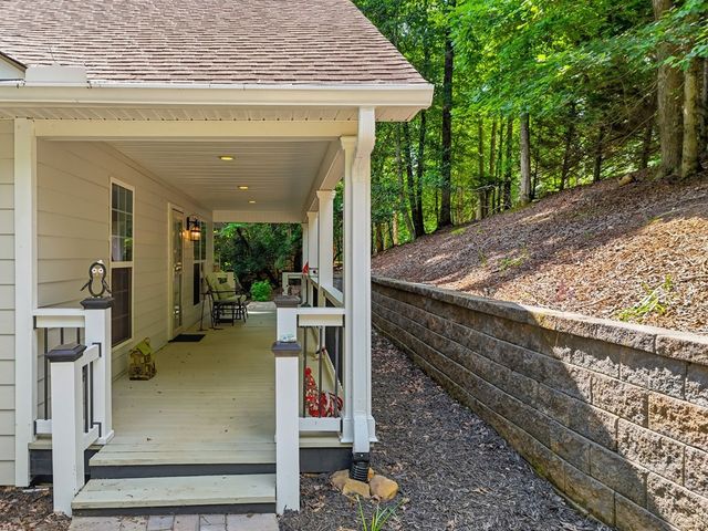 5 W Muller Lane, East Ellijay, GA 30540