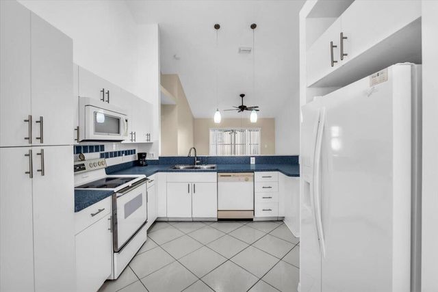 1065 NW Tuscany Drive, Port St. Lucie, FL 34986