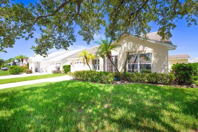 1065 NW Tuscany Drive, Port St. Lucie, FL 34986