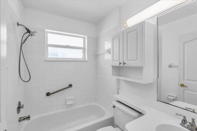 1065 NW Tuscany Drive, Port St. Lucie, FL 34986