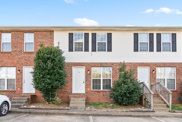 1870 Waters Edge Drive B, Clarksville, TN 37040