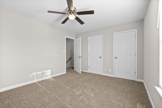 1870 Waters Edge Drive B, Clarksville, TN 37040