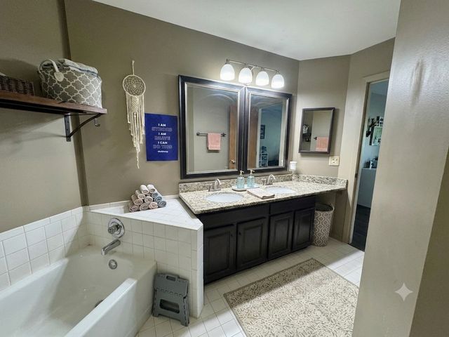 115 E Fabish Drive 115, Buffalo Grove, IL 60089