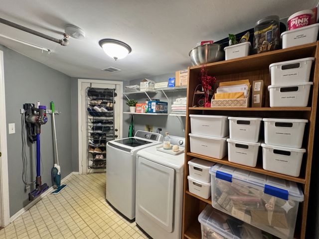 115 E Fabish Drive 115, Buffalo Grove, IL 60089