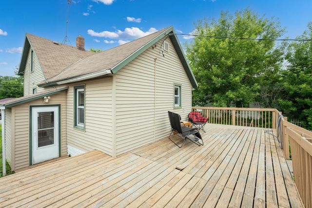 212 8th Street NW, Rochester, MN 55901