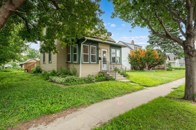 212 8th Street NW, Rochester, MN 55901