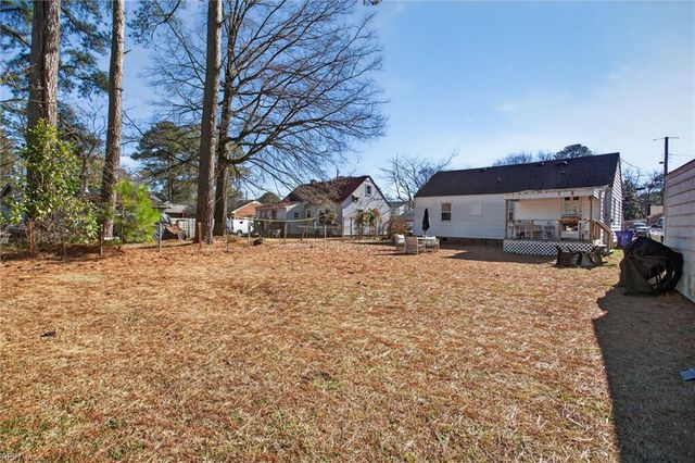 122 Lamper RD, Portsmouth, VA 23701