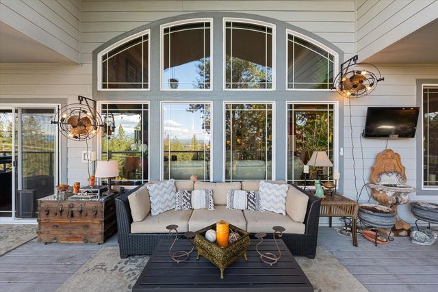 1414 W Ardmore Dr, Spokane, WA 99218