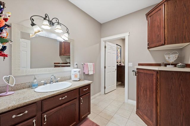 1414 W Ardmore Dr, Spokane, WA 99218