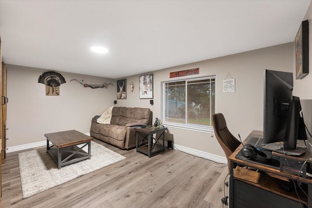 1414 W Ardmore Dr, Spokane, WA 99218