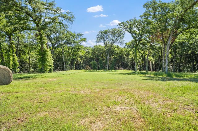 24708 FM 901, Whitesboro, TX 76273