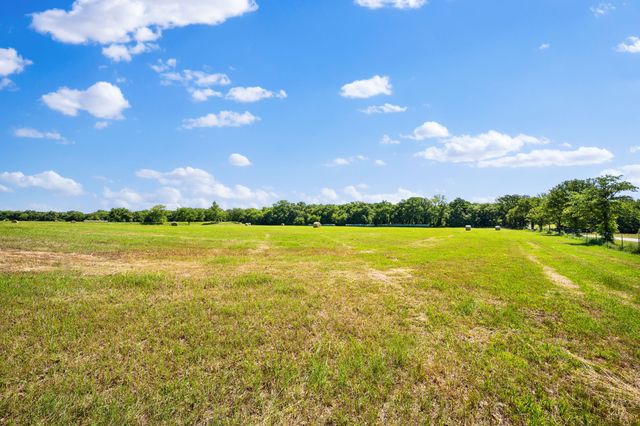 24708 FM 901, Whitesboro, TX 76273