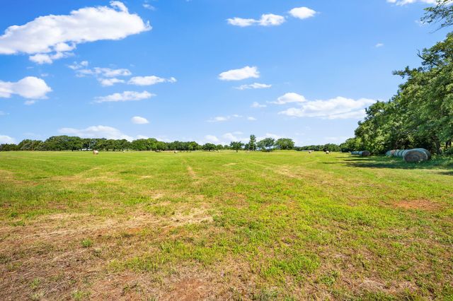 24708 FM 901, Whitesboro, TX 76273