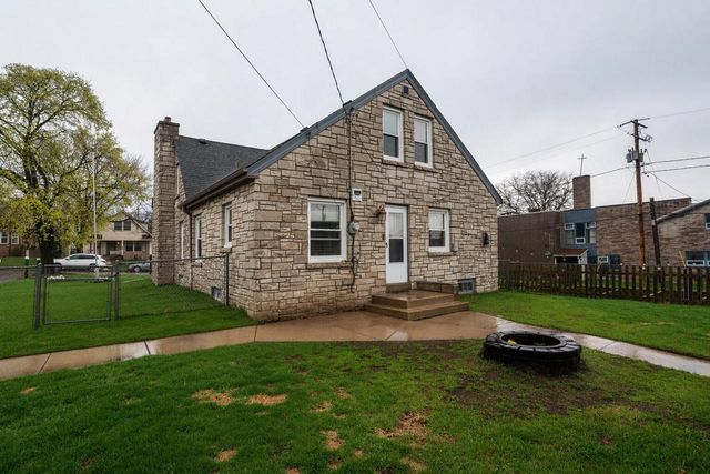 3122 S 46th STREET, Milwaukee, WI 53219