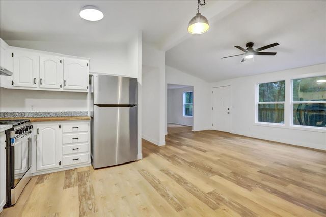 15081 Rattlesnake Rd, Grass Valley, CA 95945