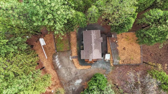 15081 Rattlesnake Rd, Grass Valley, CA 95945