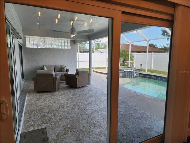 1856 WOODHAVEN CIRCLE, Sarasota, FL 34232