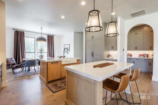 11330 N Elk Ridge Way, Boise, ID 83614