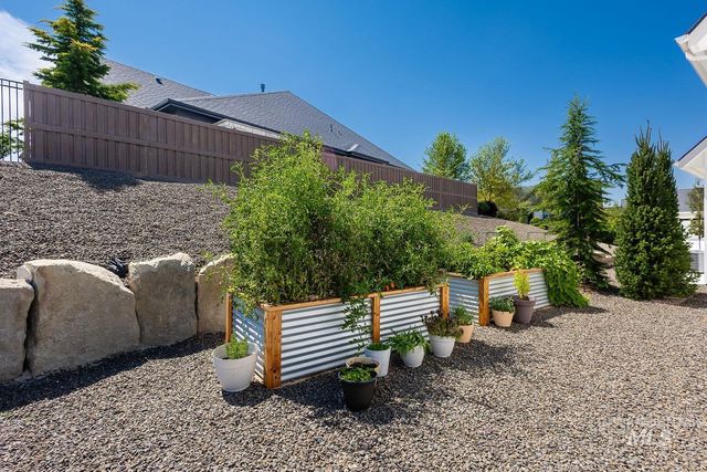 11330 N Elk Ridge Way, Boise, ID 83614