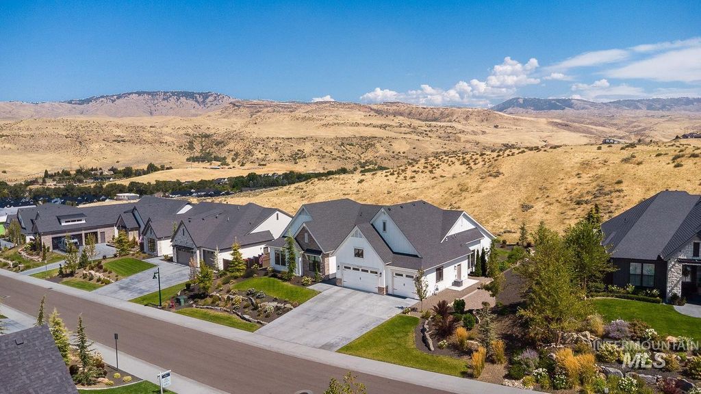 11330 N Elk Ridge Way, Boise, ID 83614 photo 3