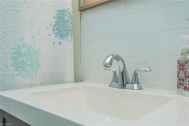 1240 Riverview Road, Lexington, NC 27292