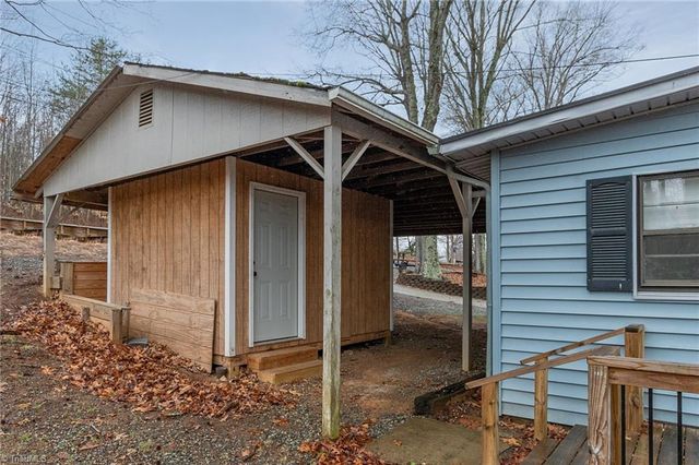 1240 Riverview Road, Lexington, NC 27292