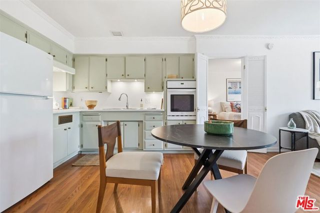 3407 Huxley Street 36, Los Angeles, CA 90027