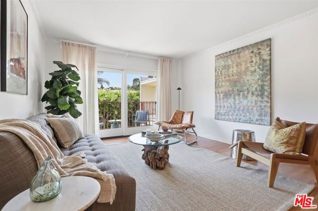 3407 Huxley Street 36, Los Angeles, CA 90027