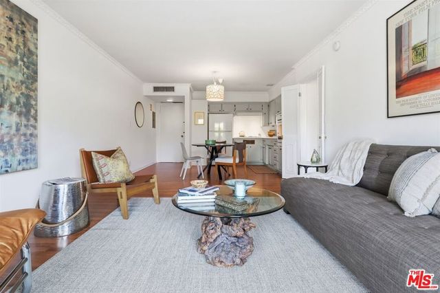 3407 Huxley Street 36, Los Angeles, CA 90027
