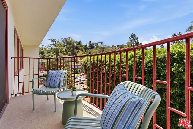 3407 Huxley Street 36, Los Angeles, CA 90027