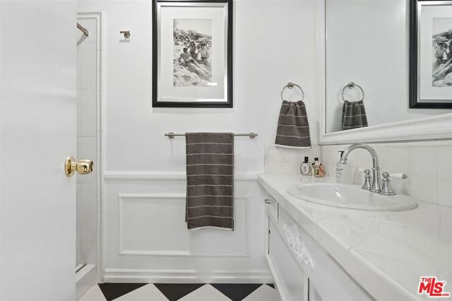 3407 Huxley Street 36, Los Angeles, CA 90027