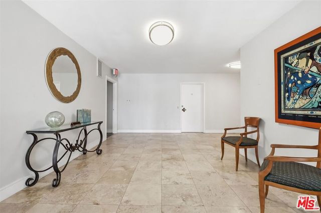 3407 Huxley Street 36, Los Angeles, CA 90027