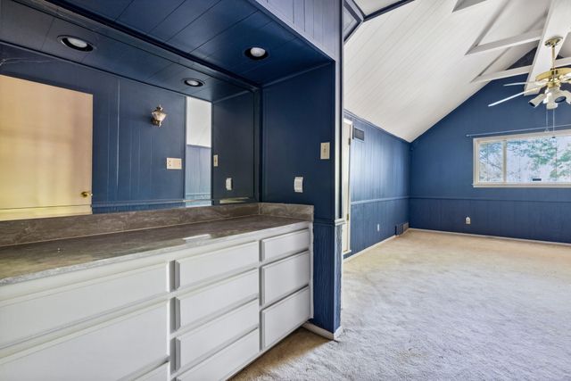 5205 Blue Valley Court, Fort Worth, TX 76112