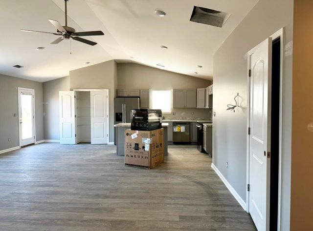 6073 Arbor Wds Way, Richmond, KY 40475