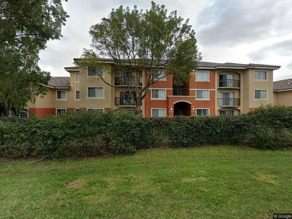 4179 N Haverhill Road N 606, West Palm Beach, FL 33417