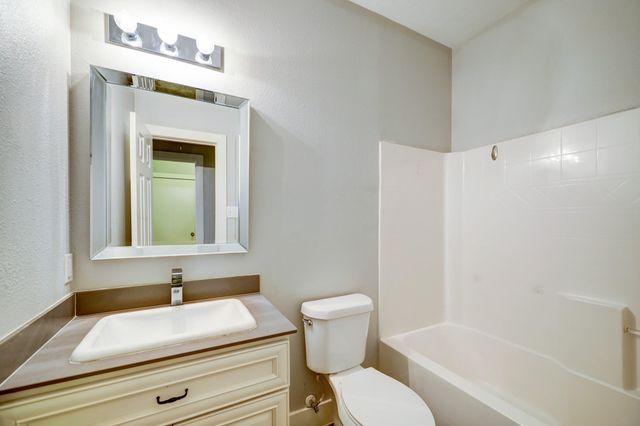 21902 Willow Shade Lane, Tomball, TX 77375