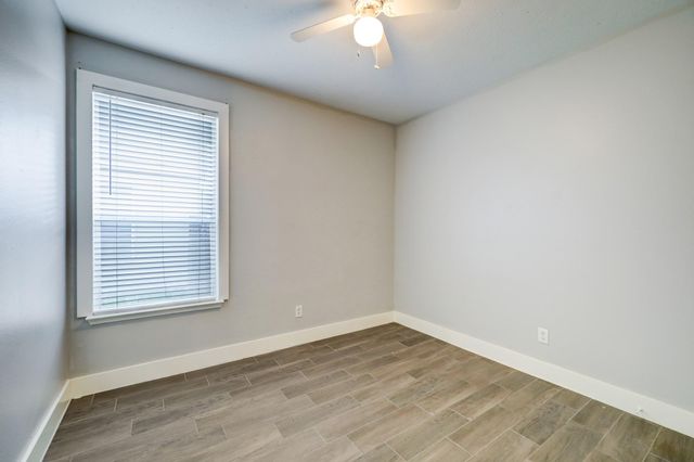 21902 Willow Shade Lane, Tomball, TX 77375