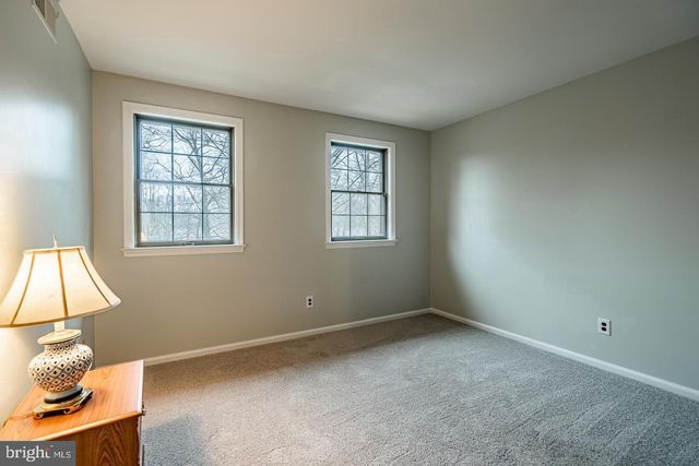 313 ALBANS CT, Malvern, PA 19355