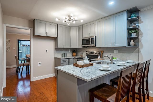 313 ALBANS CT, Malvern, PA 19355