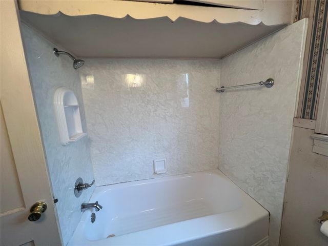 245 E Elmwood Street, Shreveport, LA 71104