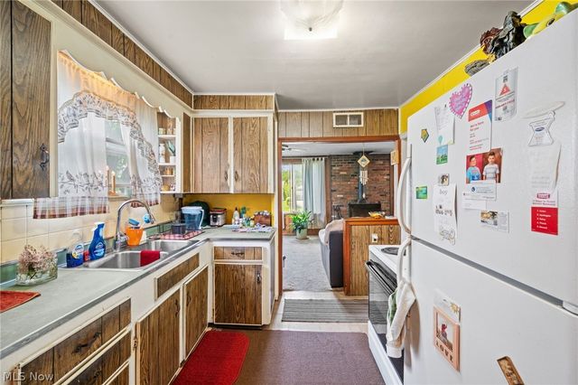 35812 Wanaka Boulevard, Eastlake, OH 44095