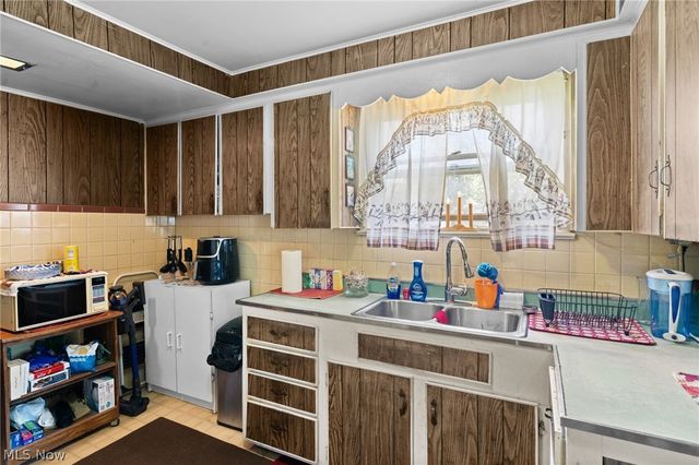 35812 Wanaka Boulevard, Eastlake, OH 44095