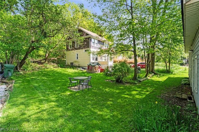 35812 Wanaka Boulevard, Eastlake, OH 44095