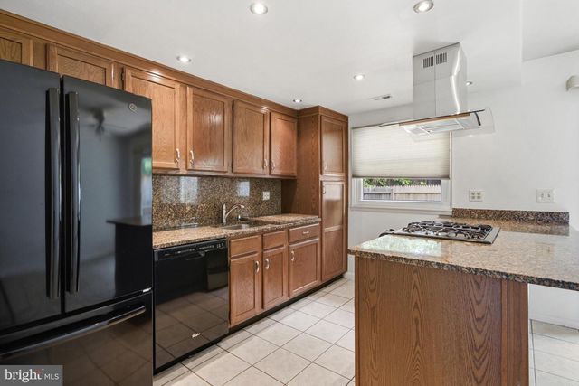 14919 HYDRUS RD, Silver Spring, MD 20906
