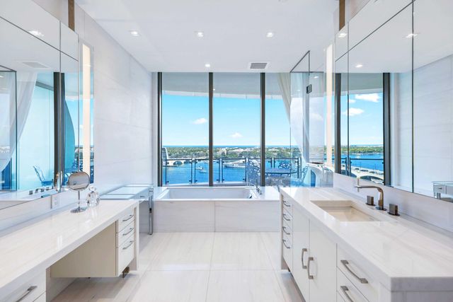 1100 S Flagler Drive 1101, West Palm Beach, FL 33401