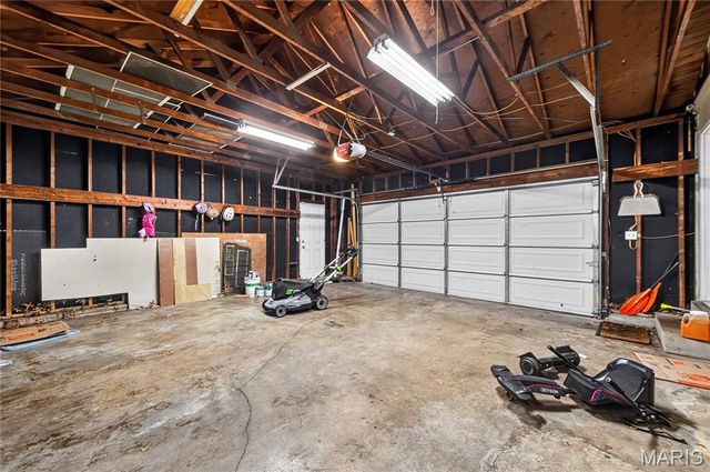 954 Chartrand Drive, Ballwin, MO 63011
