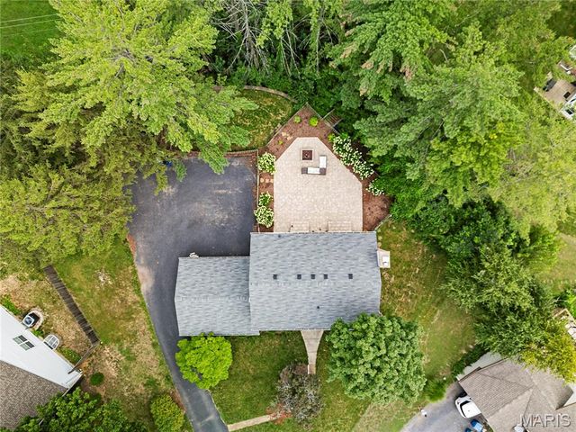 954 Chartrand Drive, Ballwin, MO 63011