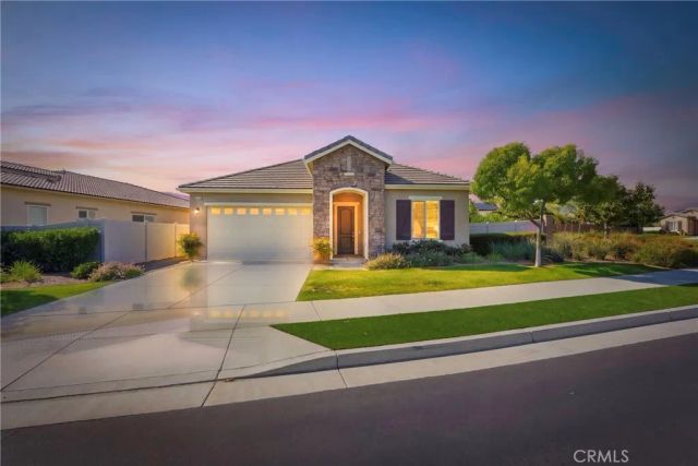 9810 Richland Hills Lane, Bakersfield, CA 93306