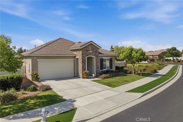 9810 Richland Hills Lane, Bakersfield, CA 93306